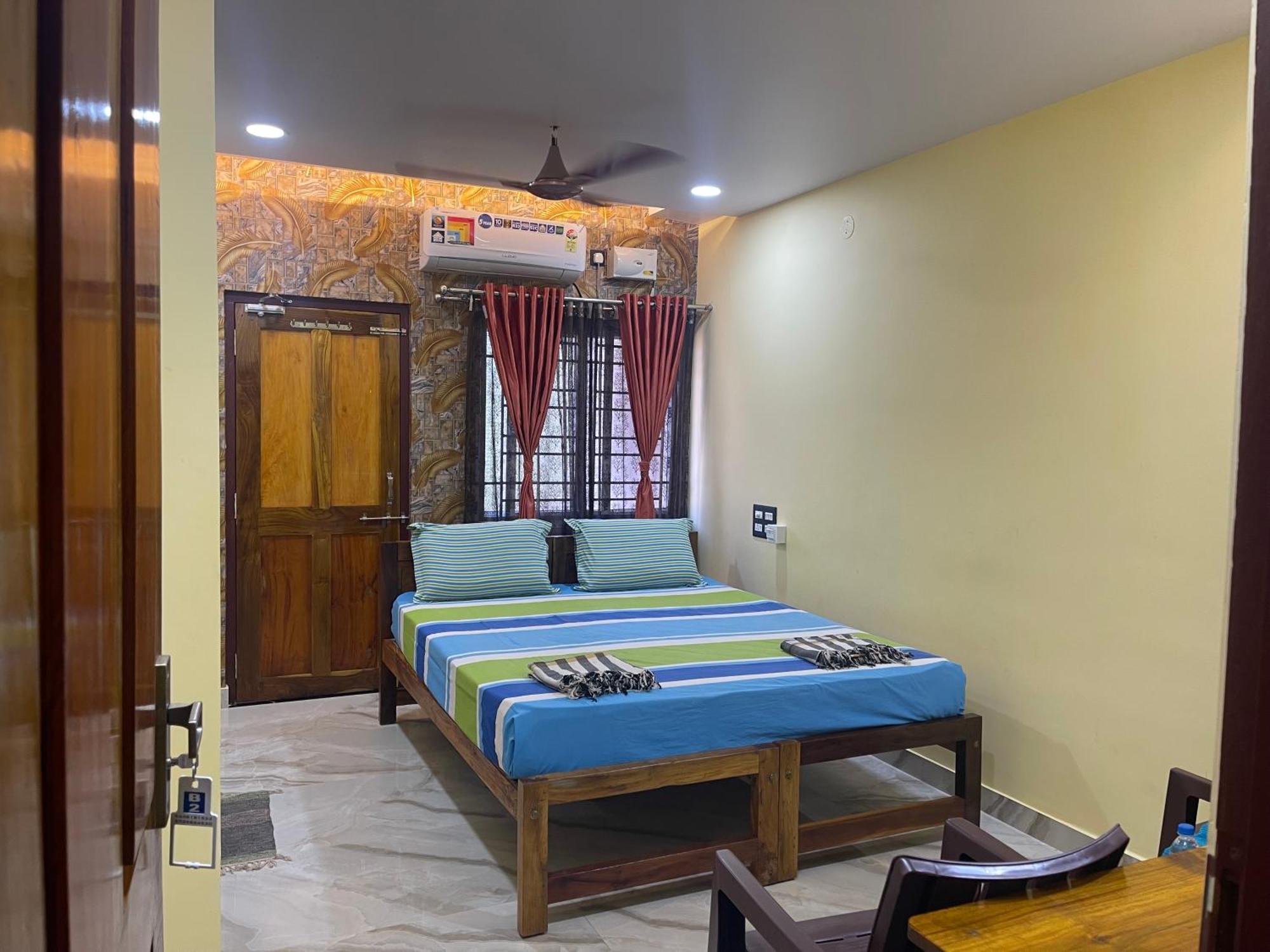 Nimmu Guest House & Restaurant Gokarna Gokarna  Exterior foto