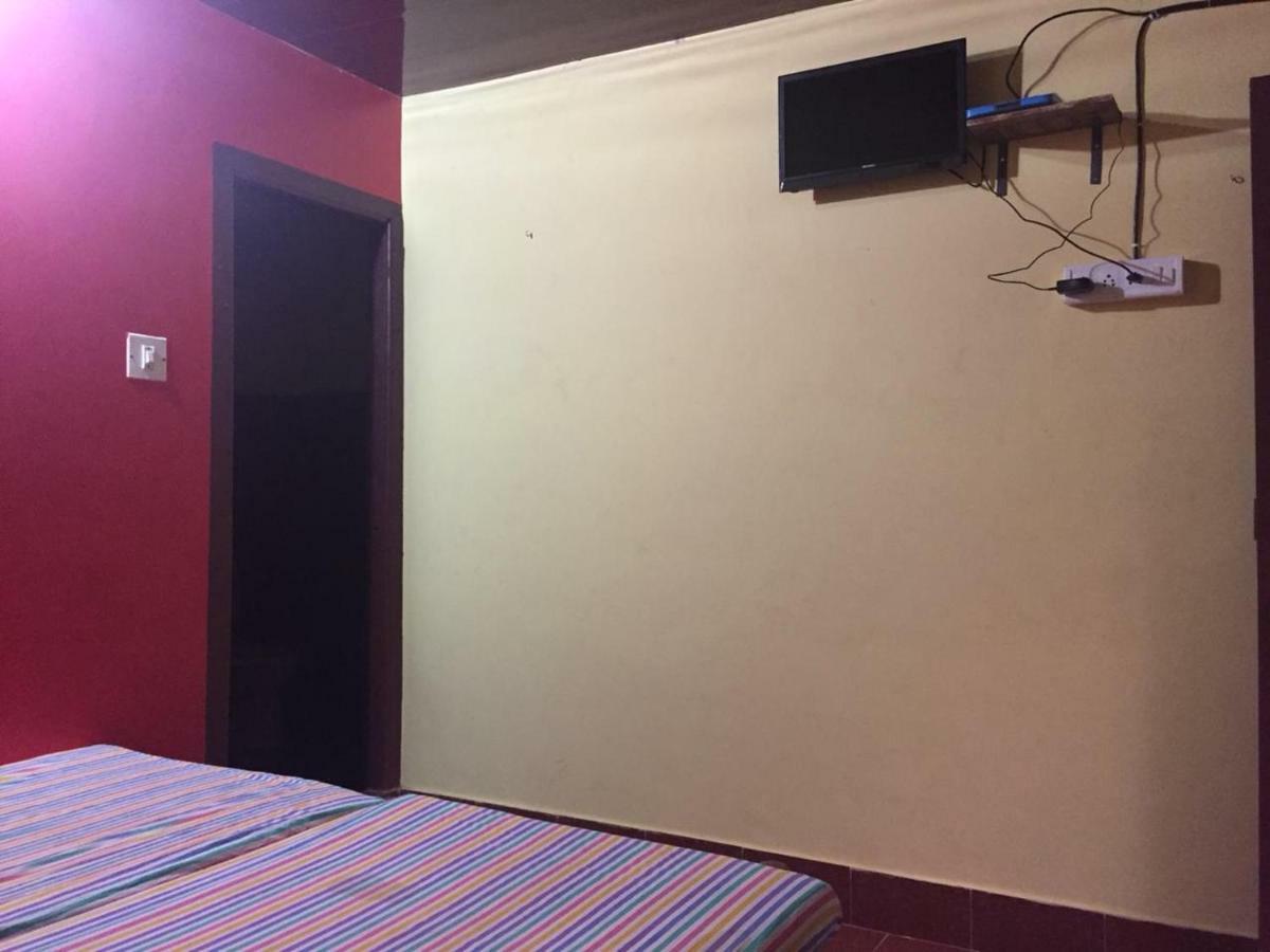 Nimmu Guest House & Restaurant Gokarna Gokarna  Exterior foto