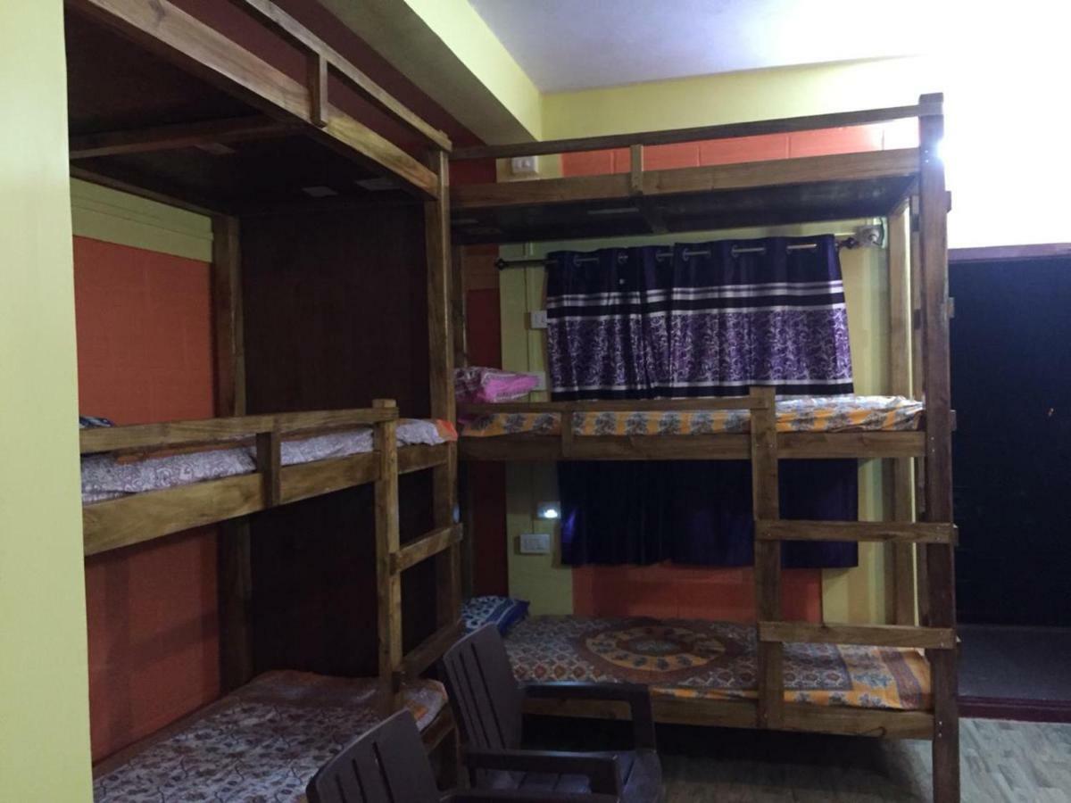 Nimmu Guest House & Restaurant Gokarna Gokarna  Exterior foto